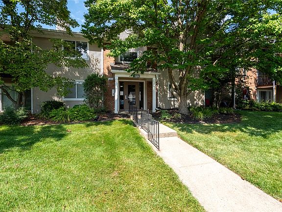 2nd image of 1320 Hollow Run APT 2