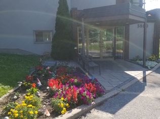 3800 Old Richmond Rd #214, Ottawa, ON K2H 8K2