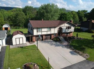 282 Lee Dr, Tyrone, PA 16686