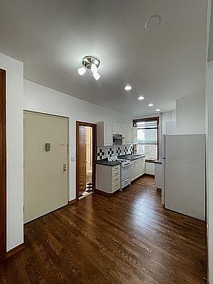 1st image of 93 15th St #2M
