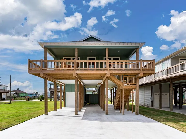 Gulf Shores Dr — Photo 29