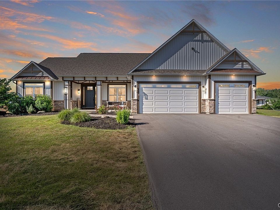 1st image of 221 Lexi Ln