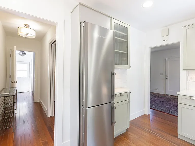 1317 C St — Photo 13