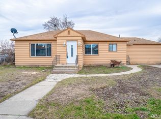 309 W 3rd St, Lind, WA 99341