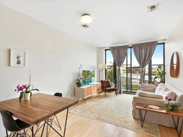 246 Withers St APT 2F, Brooklyn, NY 11211