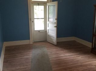 610 E 7th St #A, Alton, IL 62002