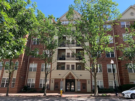 2nd image of 2310 14th St N APT 308