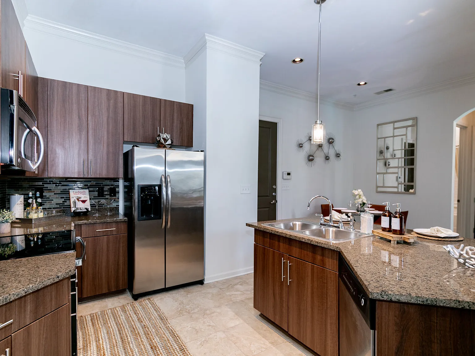 Brookleigh Flats Apartments — Photo 4