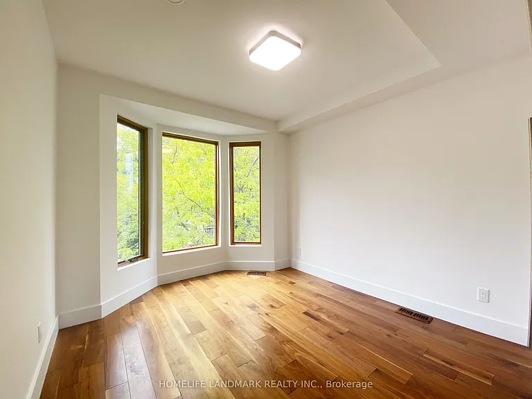 32 Elmer Ave — Photo 17