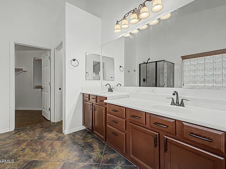 25537 W Forest Grove Ave — Photo 19