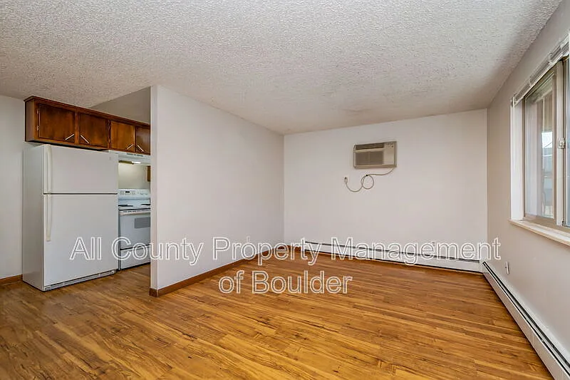 1 bed, 1.0 bath, 500 sqft, $975 — Photo 4