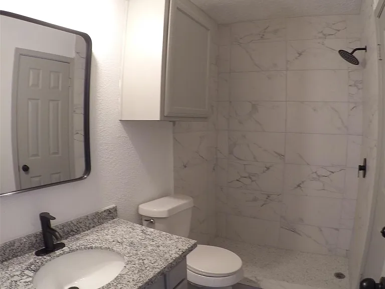 9211 Golden Meadow Dr — Photo 19