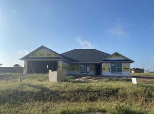 5733 NE Cornwallis Dr, Elgin, OK 73538