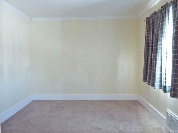 759 W 14th 004