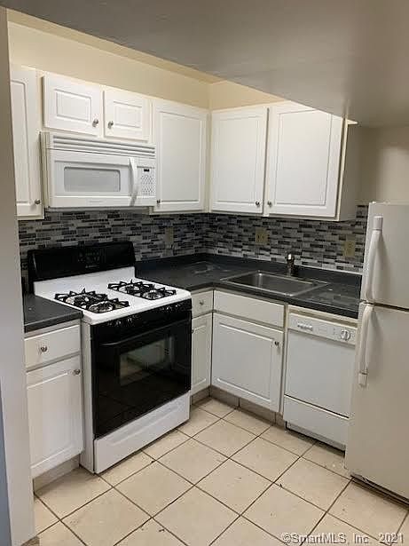 1st image of 112A Hoyt St #T1