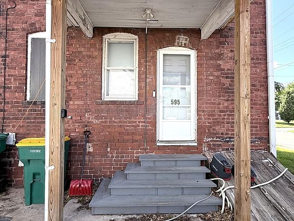 5th image of 591-595 Clark St