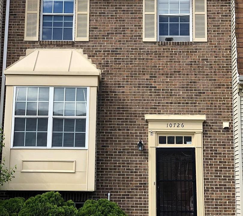 2nd image of 10726 Castleton Way