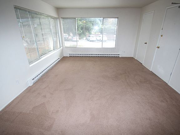 4th image of 5112 Ravenna Ave NE APT 13