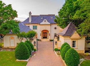 6720 Foxpointe Rd, Fort Worth, TX 76132