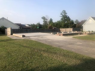 19 Sage Brush Ln, Rossville, GA 30741