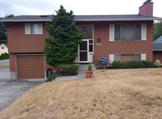 4002 48th Ave SW, Seattle, WA 98116