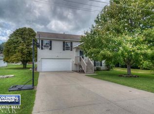 106 Constantine St, Bloomington, IL 61705