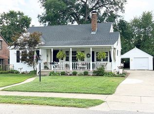 2707 Oak St, Terre Haute, IN 47803