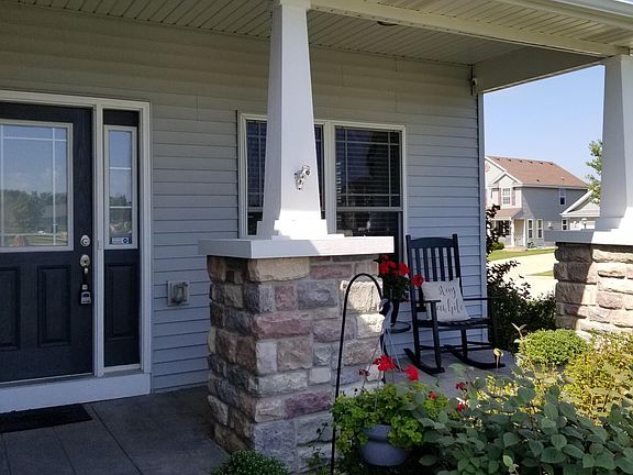 2nd image of 3866 Debby Ln