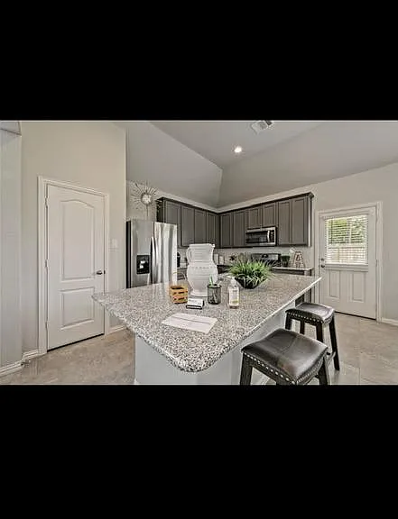 Rivers Edge Dr — Photo 5