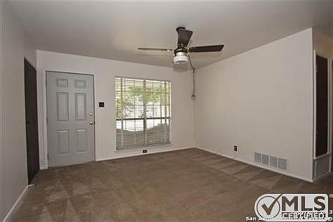 3rd image of 1016 Richmond Dr