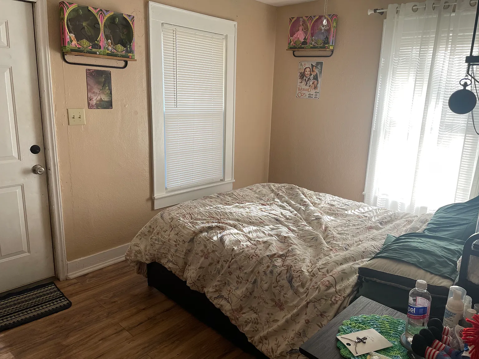 1 bed, 750 sqft, $900 — Photo 3