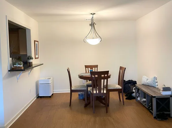 Fieldstone Manor, Llc, 1002-1214 Fieldstone Ter #1300-1212, Wyckoff, NJ 07481