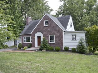 118 Hobart Ave, Short Hills, NJ 07078