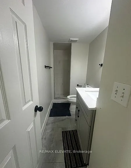 101 Knotwood Cres — Photo 9