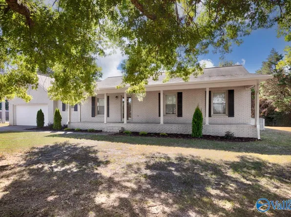 101 Jay Dr, Madison, AL 35758