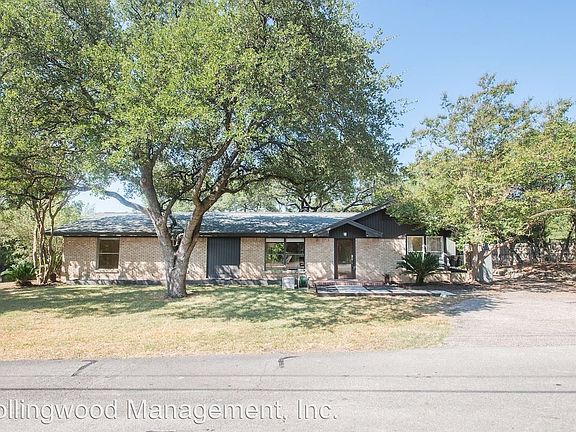 2nd image of 803 Loma Linda Dr