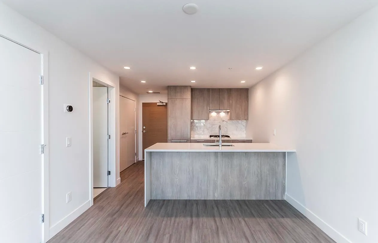 1 bed, 580 sqft, $2,300 — Photo 2