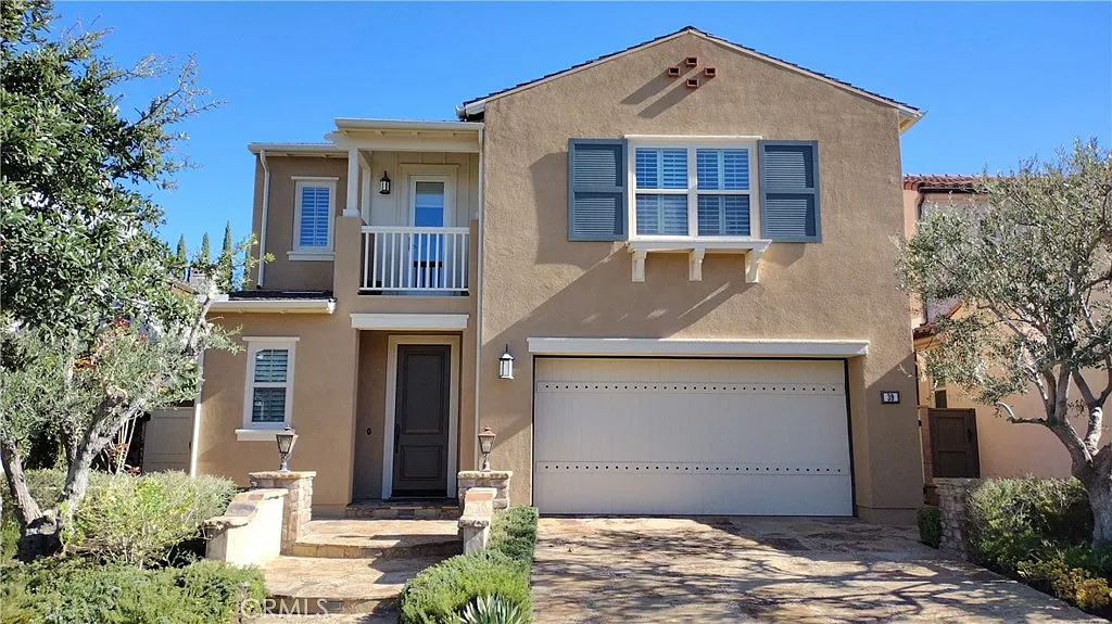 3 bed, 2.5 bath, 2364 sqft, $5,500 — Photo 1