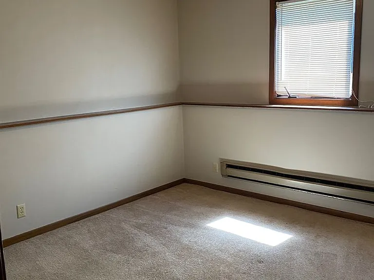 5165 Cheney Dr — Photo 7
