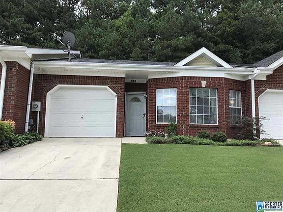 2nd image of 439 Creekview Cir