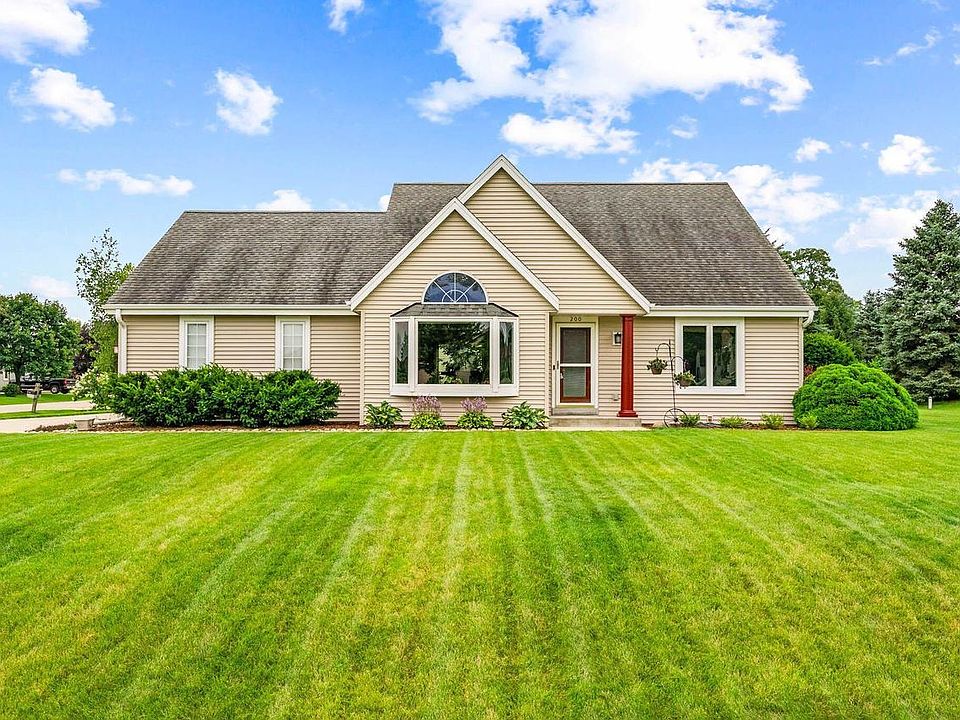 1st image of 200 Woodfield DRIVE