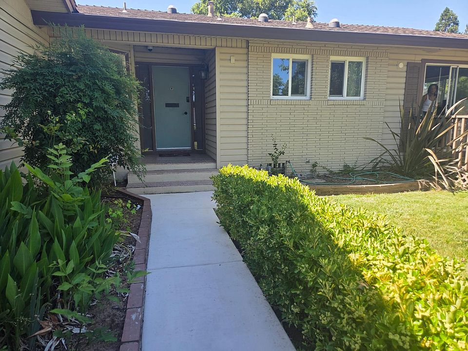 1st image of 6546 Greencreek Way
