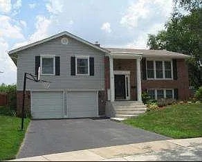 750 Concord Ln photo 1