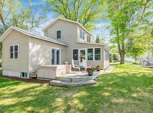 20 Sunset Harbor Rd, Swanton, VT 05488