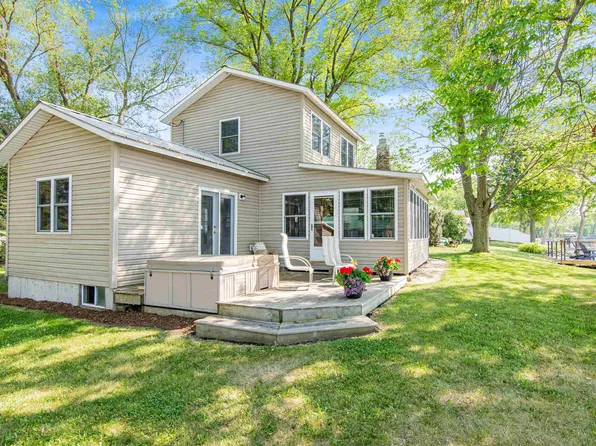 20 Sunset Harbor Road, Swanton, VT 05488