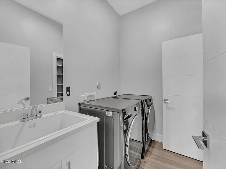 2541 Tonbo Trl — Photo 12