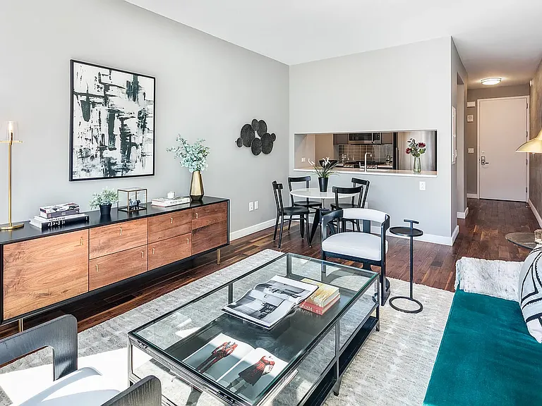 507 W 28th St #29D — Photo 2