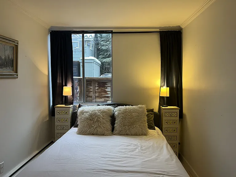 819 E Hyman Ave #1 — Photo 5