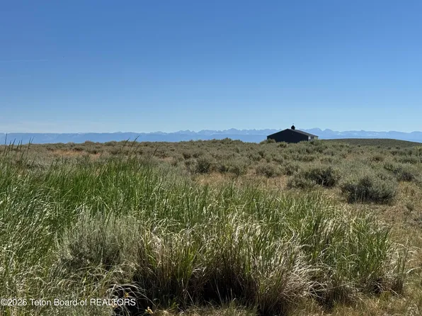 47 Monday Dr, Daniel, WY 83115