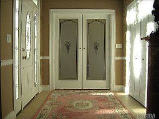1st image of 840 Manor Hill Ln